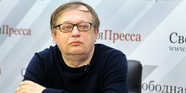 Состояние умов в НАТО надуло альянс до мыльного пузыря: хочется войны, но не можется