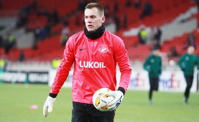 На фото: вратарь "Спартака" Артем Ребров