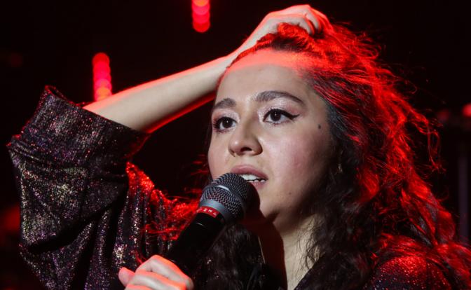 На фото: певица Manizha (Манижа Сангин)