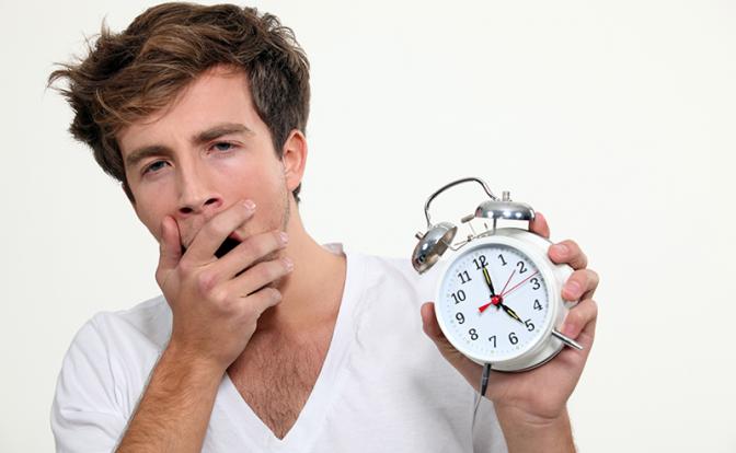 Назван простой способ просыпаться бодрым