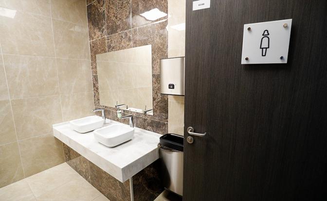 В туалет на работе стесняется ходить каждый пятый житель России