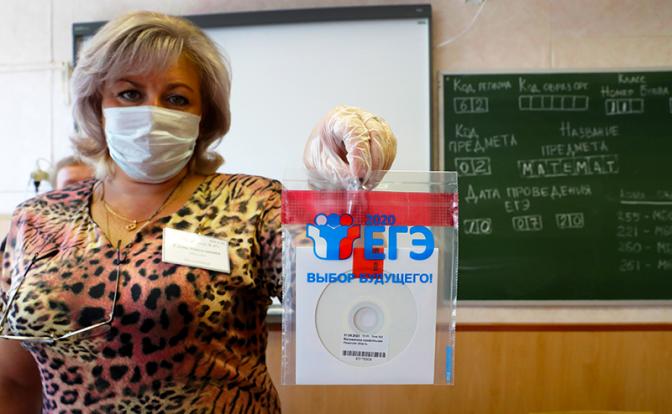 ЕГЭ или стандартный экзамен: российским школьникам хотят дать право выбора