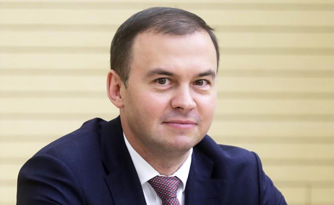 На фото: первый заместитель председателя думского комитета по природным ресурсам, собственности и земельным отношениям Юрий Афонин