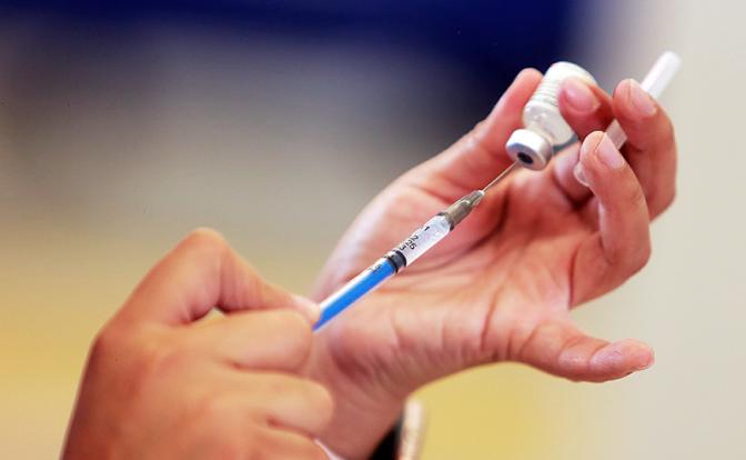 Врачи: вакцины от коронавируса вызывают миокардит у детей