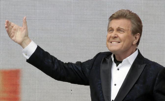 На фото: певец Лев Лещенко