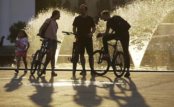 Москва на выходных вне игры циклонов: погода потеплеет