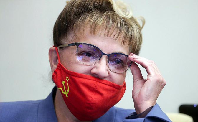 На фото: член комитета Госдумы РФ по транспорту и строительству Ольга Алимова