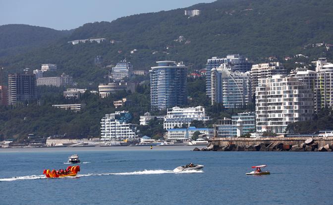 В Ялте жара до осени: сентябрь откроет сезон штормов