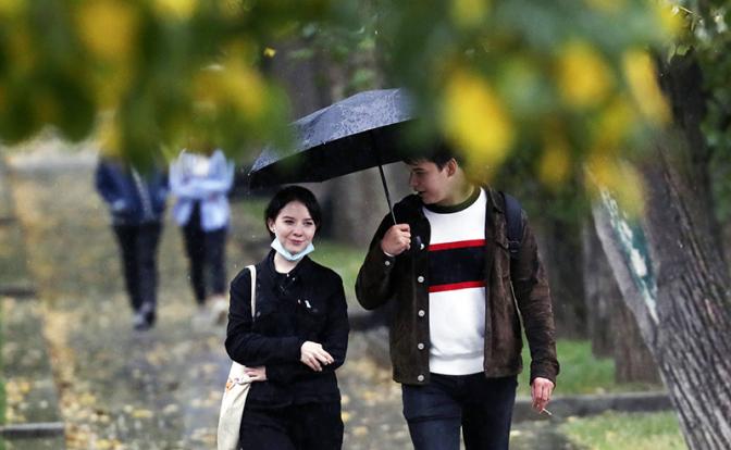 Гисметео: в Москве на выходные поселится промозглая сырость