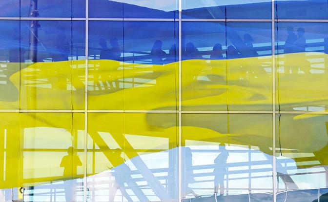 Политолог оценил переход Украины на иероглифы