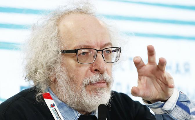 На фото: уководитель Общественного штаба по наблюдению за выборами в Москве, главный редактор радиостанции "Эхо Москвы" Алексей Венедиктов