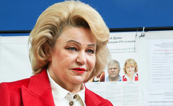 На фото: руководитель аппарата фракции КПРФ Нина Останина