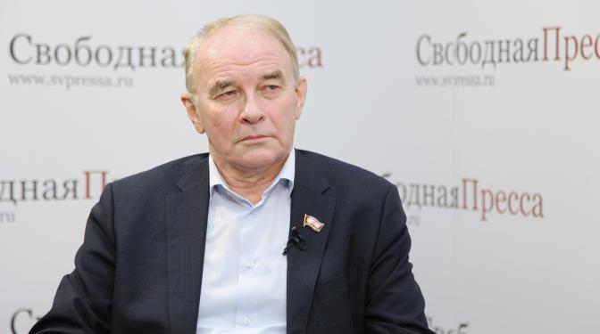 На фото: член ЦК КПРФ, главный политический советник председателя ЦК КПРФ, доктор исторических наук Вячеслав Тетёкин