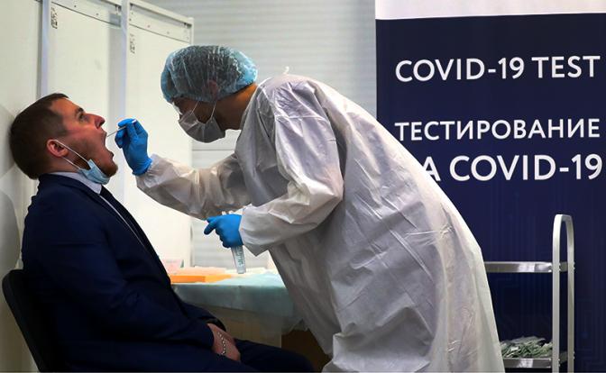 В столичном метро открыли бесплатные пункты тестирования на COVID-19