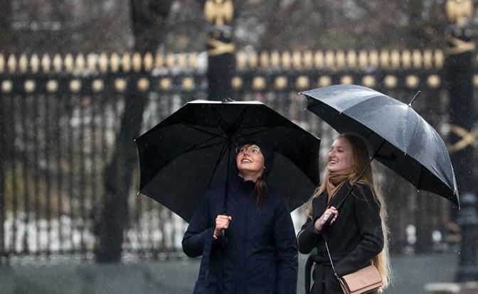 Москва, Гисметео, прогноз погоды на выходые: в столице пойдет снег