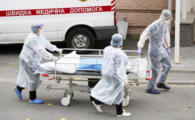 Коронавирус на Украине: лишь однажды людей умерло больше, чем за последние сутки