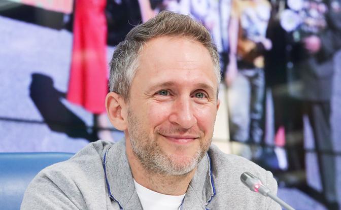 На фото: телеведущий Оскар Кучера