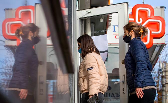 Иммунолог рассказала об ошибке в лечении коронавируса, которая приводит к инсультам