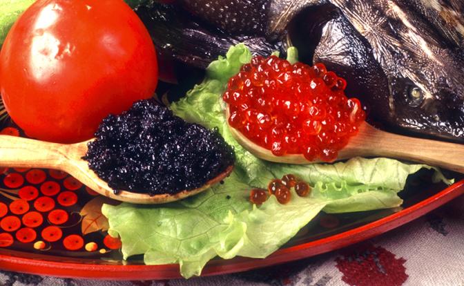 В России резко вырос спрос на красную и черную икру