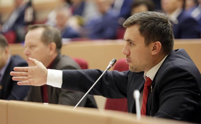 На фото: депутат Саратовской областной думы от КПРФ Николай Бондаренко.