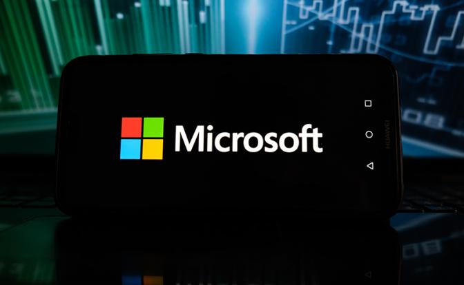Компания Microsoft приостанавливает продажи товаров и предоставление услуг в РФ