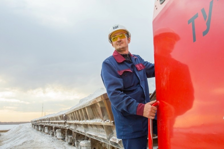 На фото: доставка мирабилита