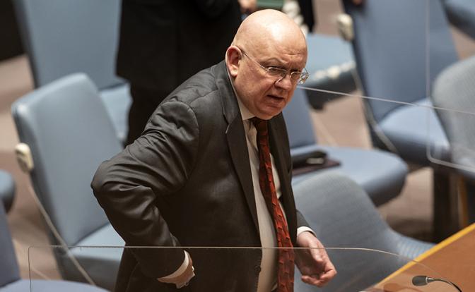 На фото: постоянный представитель России при ООН Василий Небензя