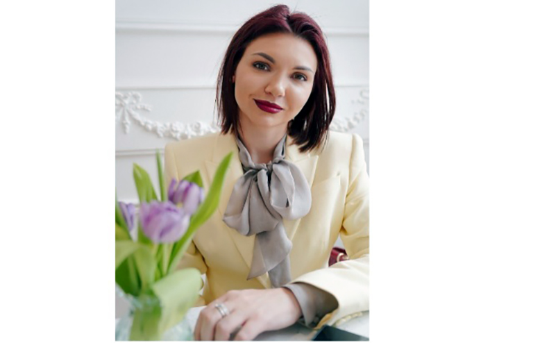 СПРАВКА: Уже более 12 лет Дарина Солодкова, основатель «RENTON YARD», является экспертом в системной работе с коммерческой недвижимостью. Ее компания специализируется на инвестициях, управлении объектами и редевелопменте. С 2012 года проведены и ведутся работы с более чем 190 объектами.