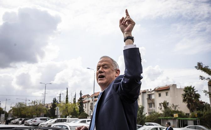 На фото: министр обороны Израиля Бени Ганц.