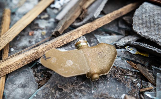 Украинцы забросали Донецк противопехотными минами