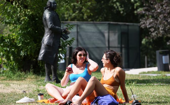 Прогноз погоды: когда Москву покинет супержара