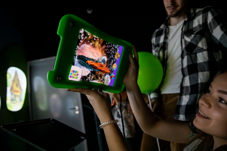 В поисках пропавшего героя