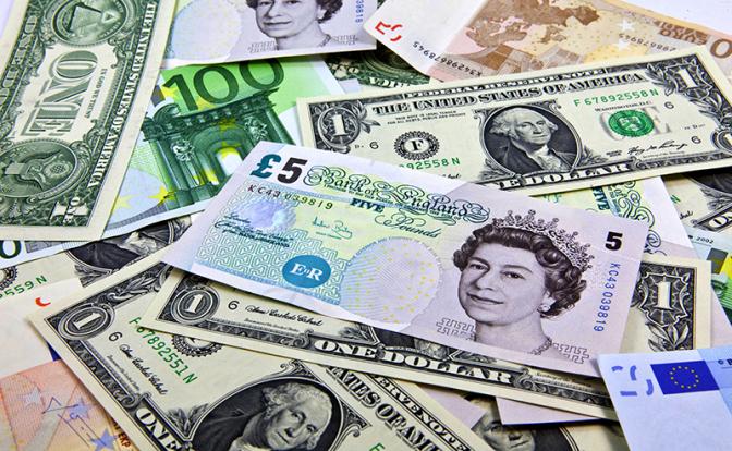 Новости курса валют: итоги недели на Мосбирже, доллар и евро от ЦБ