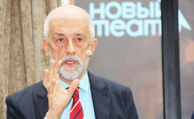 На фото: художественный руководитель Нового театра