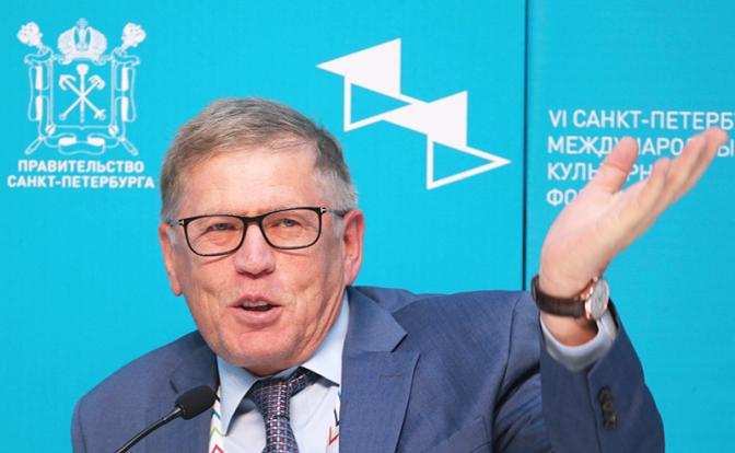 На фото: главный редактор газеты "Комсомольская правда" Владимир Сунгоркин