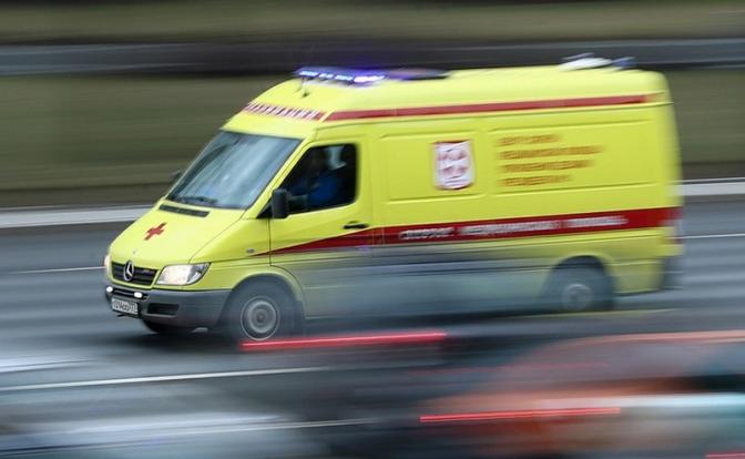 В Чите маленький ребенок выжил после падения с пятого этажа