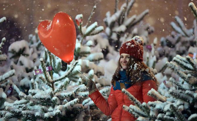 Прогноз погоды на зимние праздники: синоптики предупредили о новогоднем Армагеддоне в России
