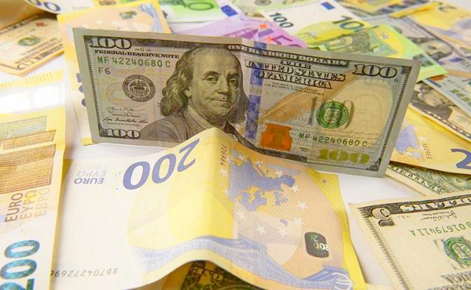 Стал известен курс доллара в России