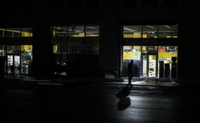 На Украине объявили чрезвычайную ситуацию из-за потери более 50 процентов потребления энергосистемы