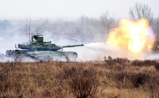 Пушилин: Российские военные в ДНР отодвигают линию соприкосновения от крупных городов