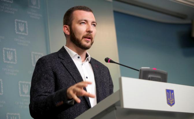 На фото: пресс-секретарь президента Украины Сергей Никифоров