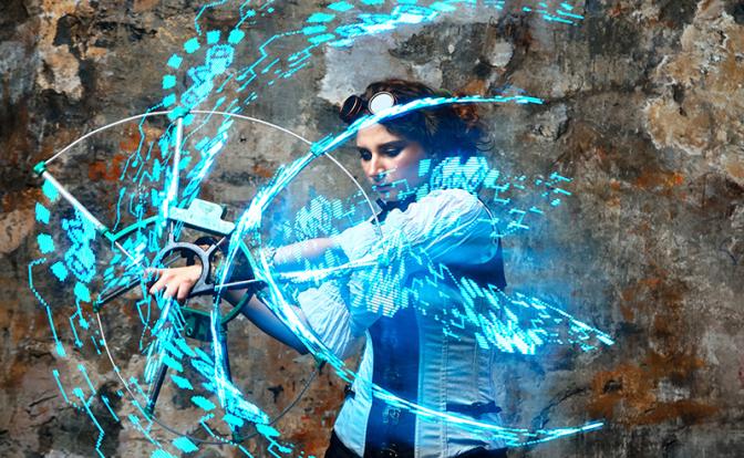 Фрекен Бок, Алиса Селезнева и Карлсон покажут световое шоу