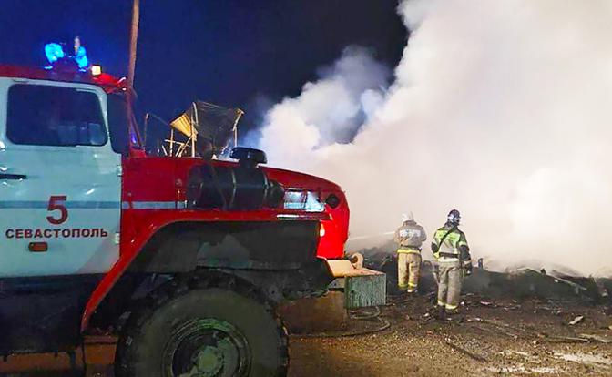 Число погибших на пожаре в Севастополе увеличилось до шести человек