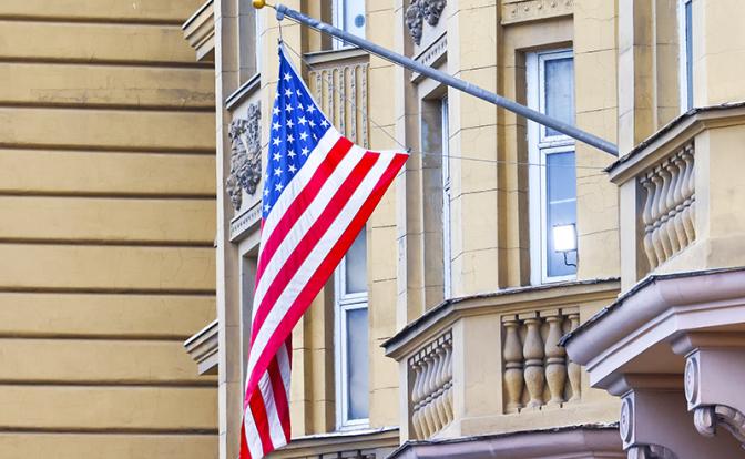 Посольство США призвало американцев покинуть Россию