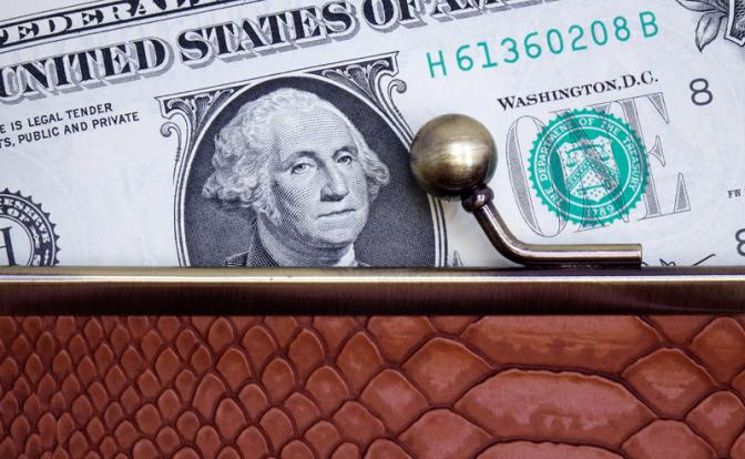 Эксперт сделал прогноз курса доллара на весну