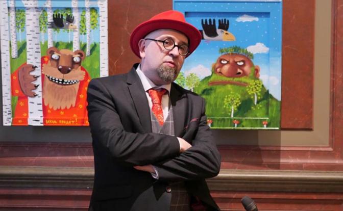 На фото: художника Вася Ложкин (Алексей Куделин).