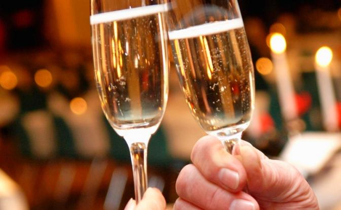 Врач-нарколог рассказал, с чем опасно сочетать алкоголь