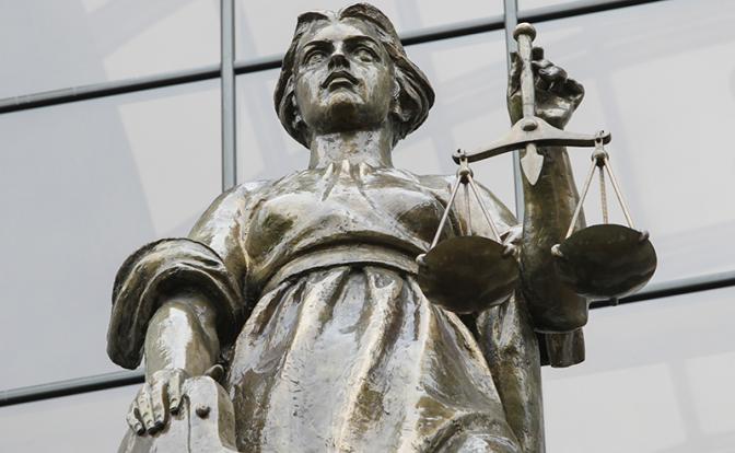 Верховный суд объяснил, в каком случае добровольная сдача в плен является преступлением