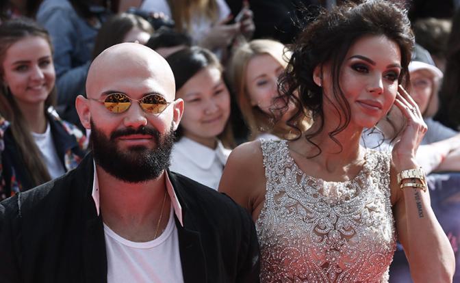 На фото: рэпер Джиган (Денис Устименко-Вайнштейн) с супругой Оксаной Самойловой