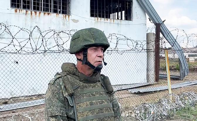 На фото: военный эксперт Эдуард Басурин